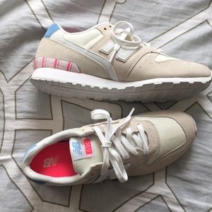 696 New Balance Running Shoes